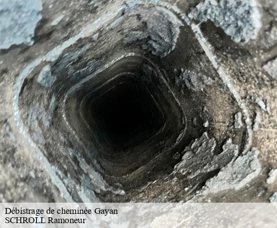 debistrage-de-cheminee